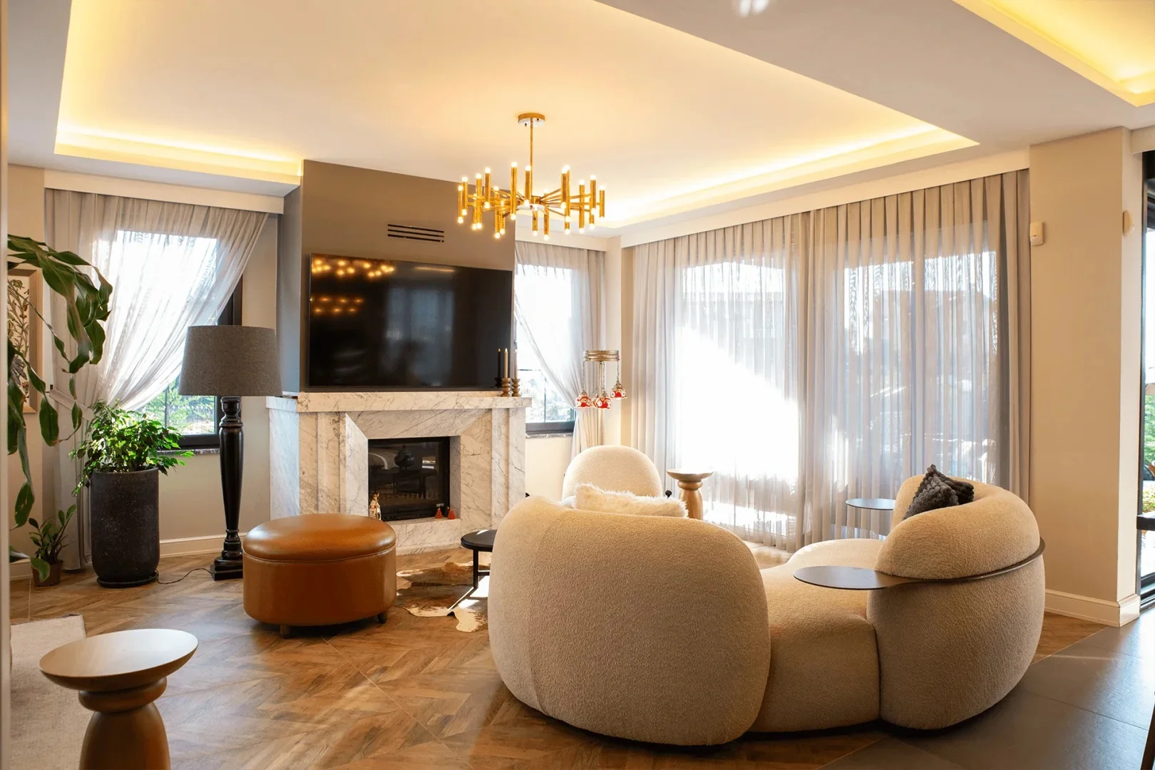 Minimalist Mobilya Seçimleriyle Evinizde Sade ve Şık Bir Atmosfer Yaratın